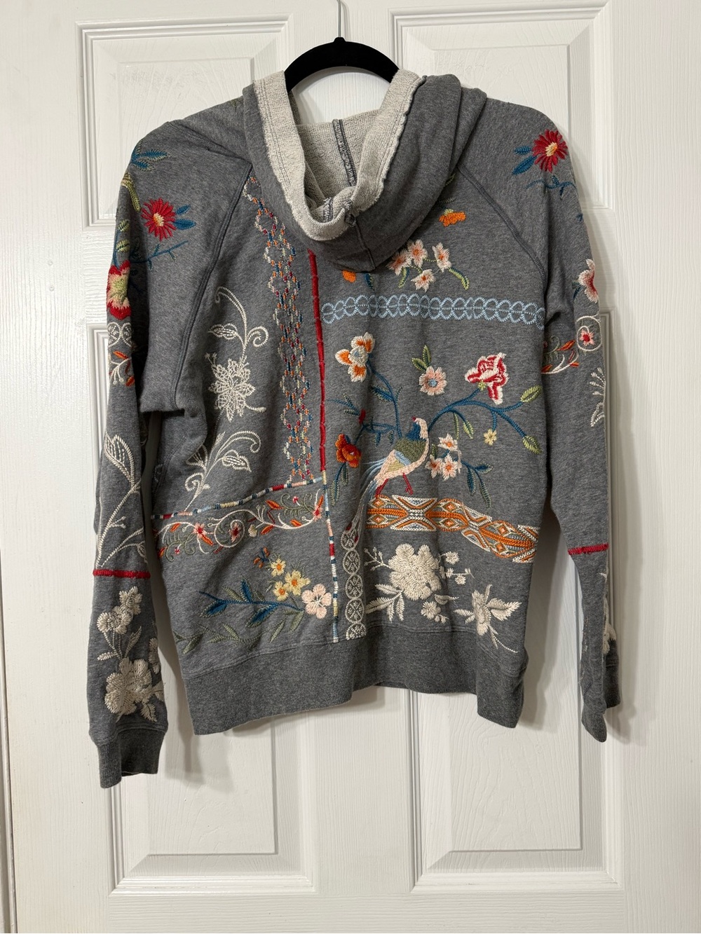 Johnny Was Gray Embroidered Hummingbird Floral Hoodie Sweatshirt Boho HTF - Picture 4 of 6